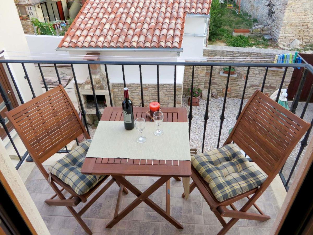 Appartamento Lina - Pul458 By Interhome